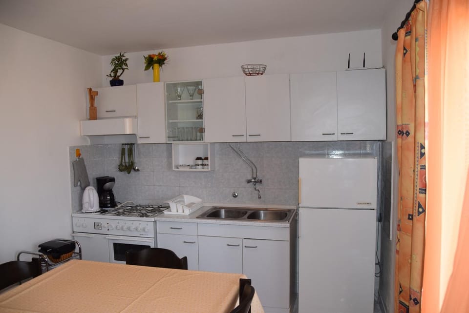 Communal kitchen