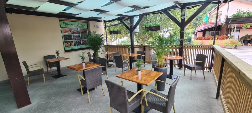 Patio, Balcony/Terrace