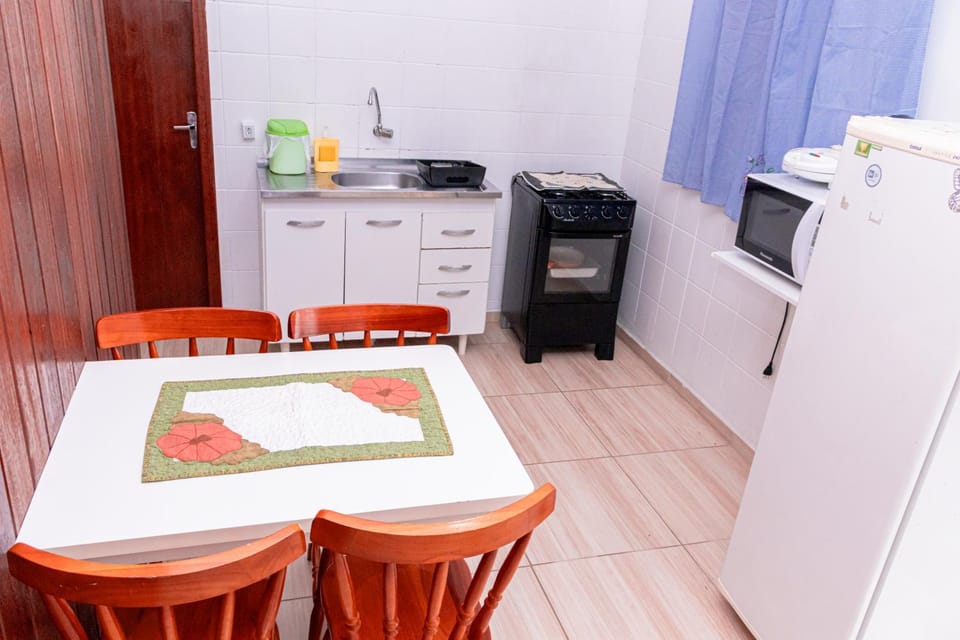 Dining area, minibar, pet friendly, stove, toaster