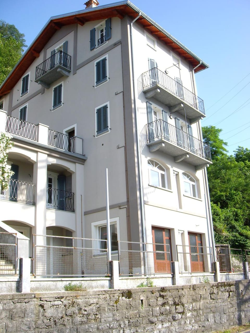 Facade/entrance
