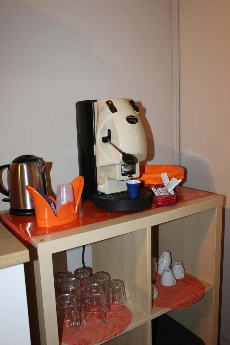 Coffee/tea facilities