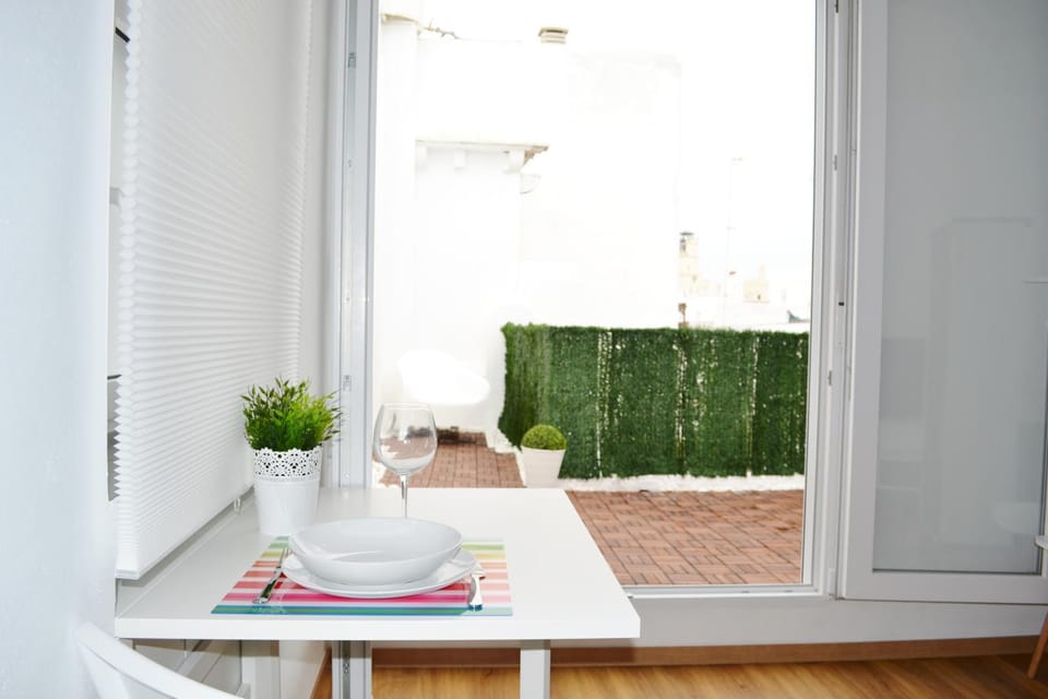 Balcony/Terrace, Dining area