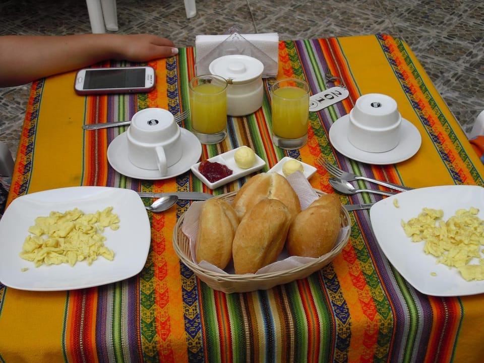 Coffee/tea facilities, Dining area