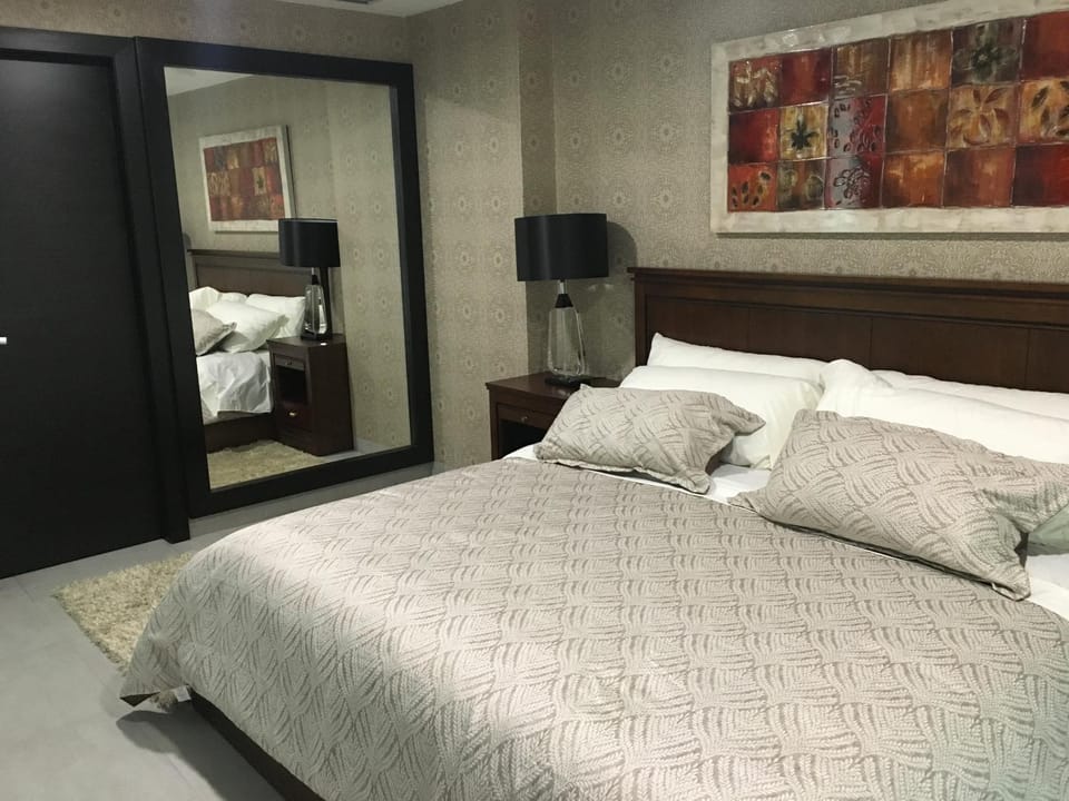 Bed, Photo of the whole room