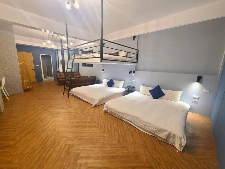 Light Forest Island Bed and Breakfast in Kaohsiung