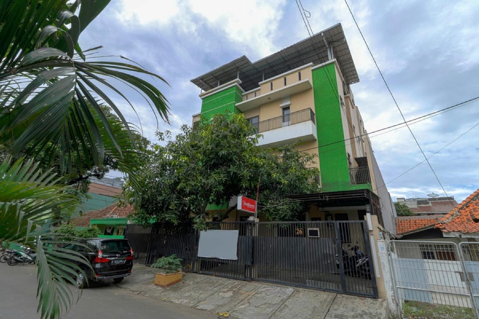 Property building, Facade/entrance