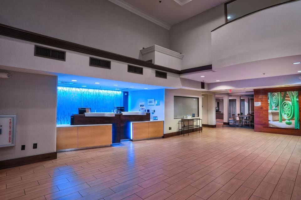 Lobby or reception, Lobby or reception