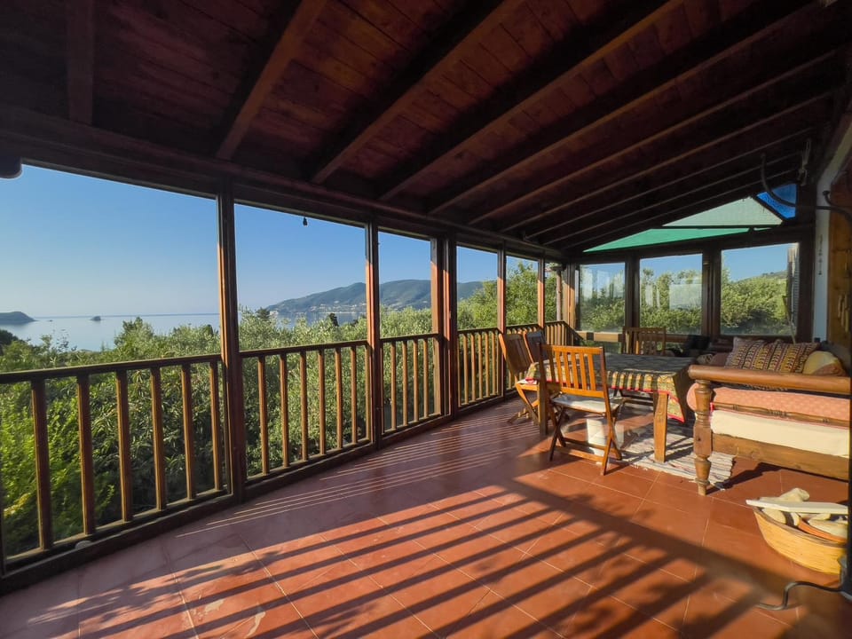 View (from property/room), Balcony/Terrace, Sea view