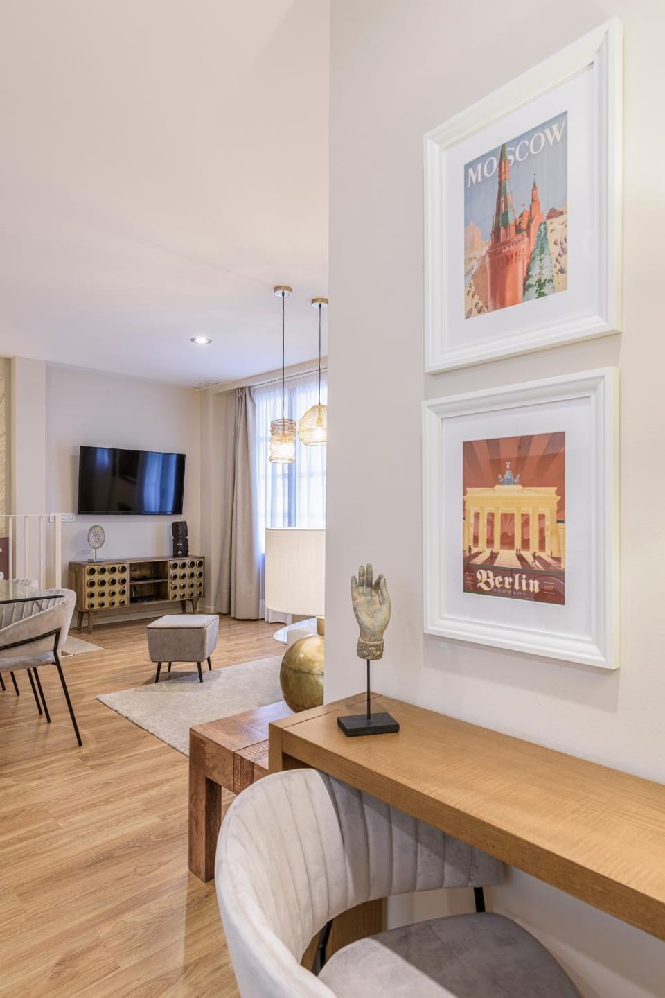 Living room, Dining area