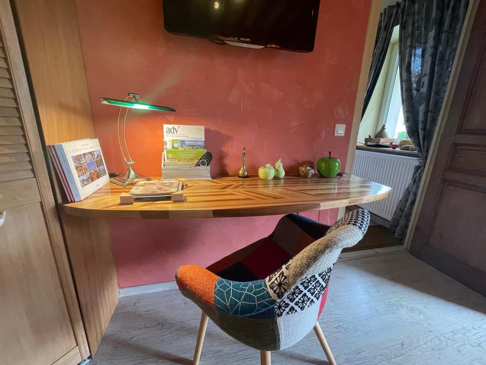 Seating area, hair dresser