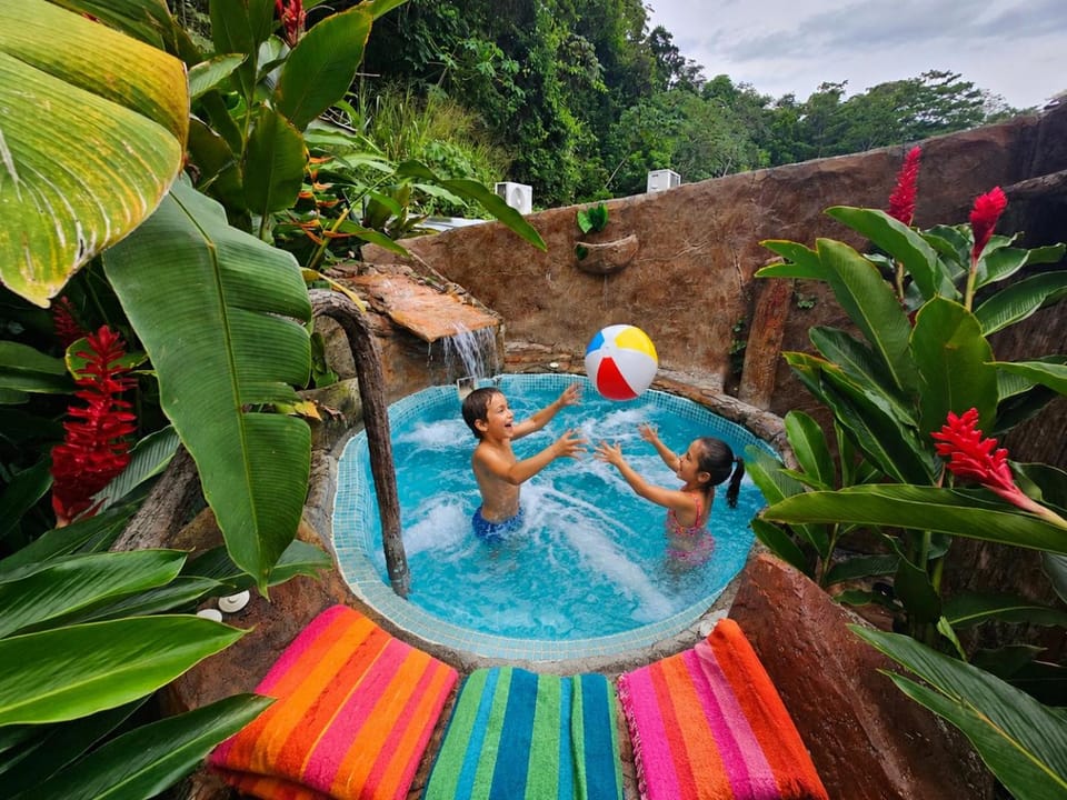 Villa privada con hidromasaje Herradura Jaco Apartment hotel in Herradura