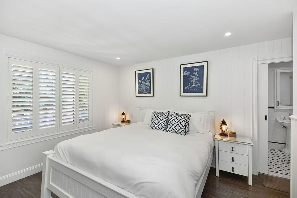 Margaret's Hamptons Beach House House in Hawks Nest