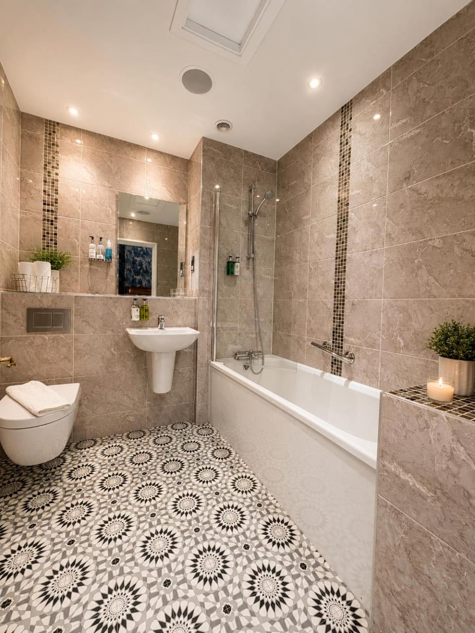 Shower, Toilet, Bathroom