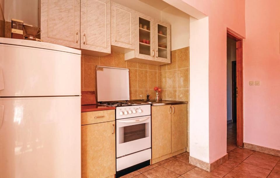 Kitchen or kitchenette, Decorative detail