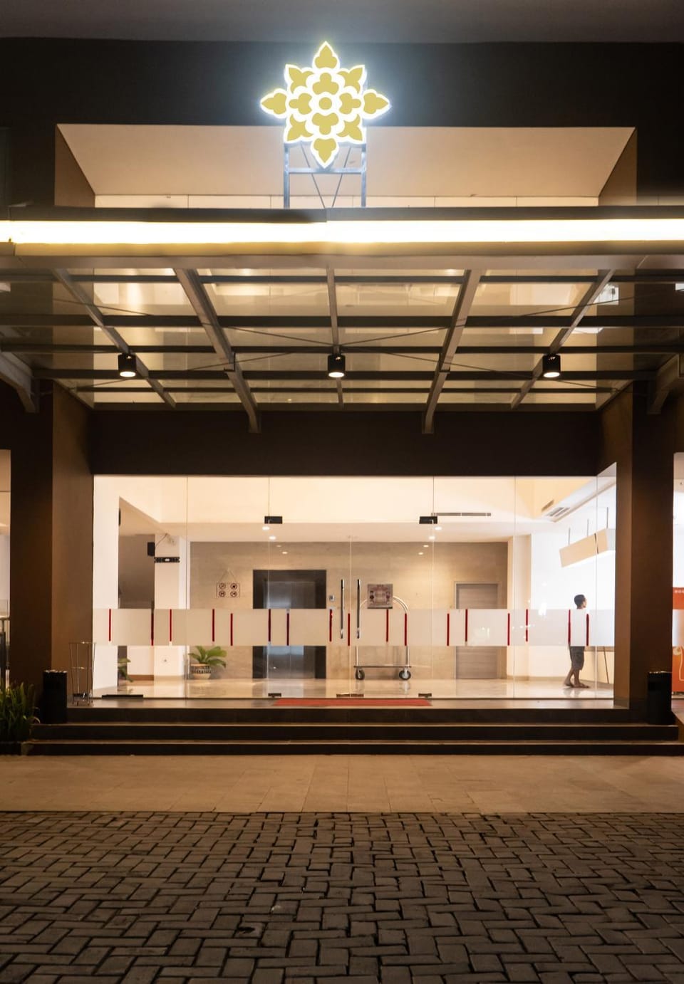 Facade/entrance, Property logo or sign