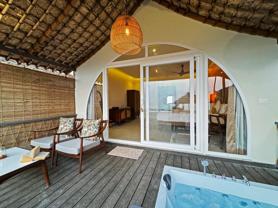 Hot Tub, Balcony/Terrace