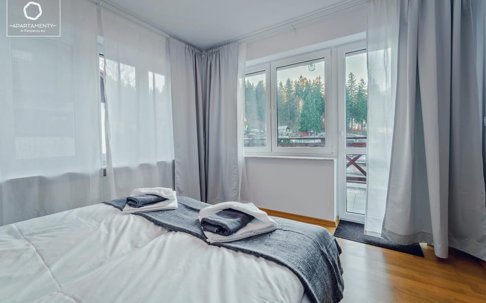Seating area, Bedroom