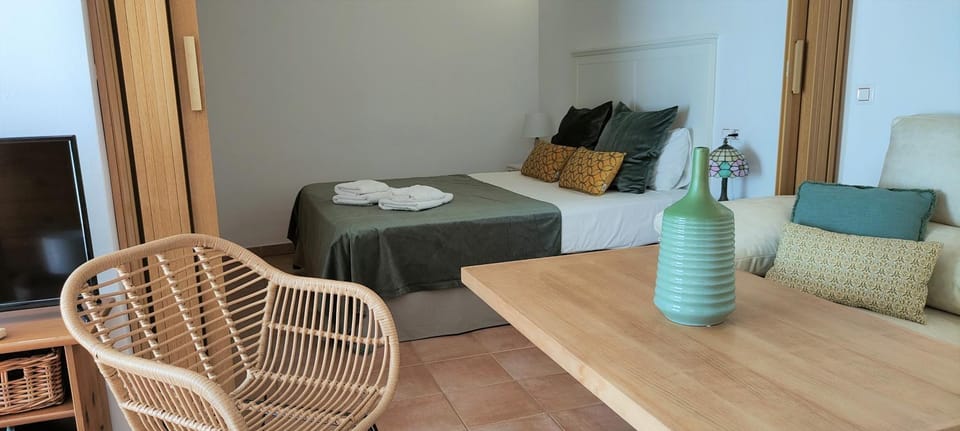 Hostly Sierpes 3 Renewed Families-Fibre-Parking optional Apartment in Seville
