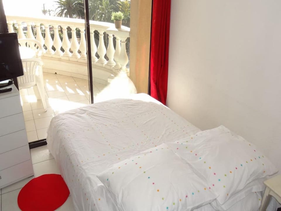 Living room, Sea view