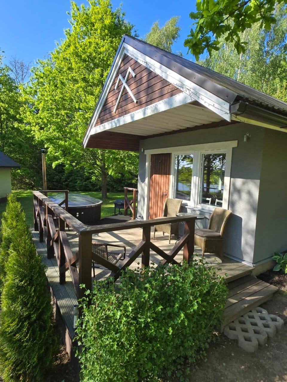Property building, Patio, Day