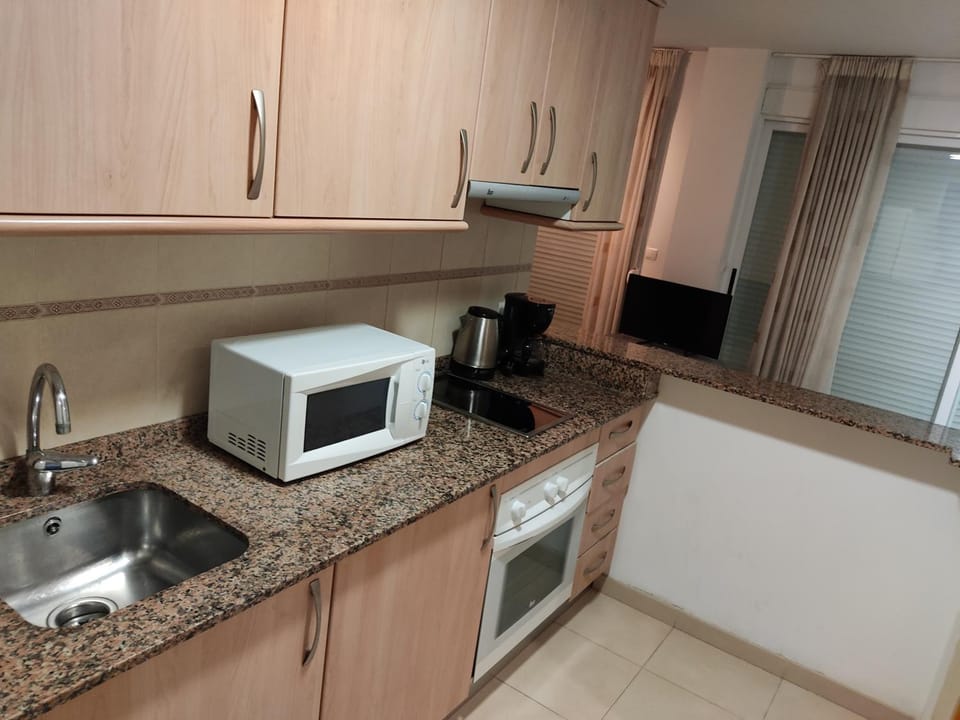 Coffee/tea facilities, Kitchen or kitchenette