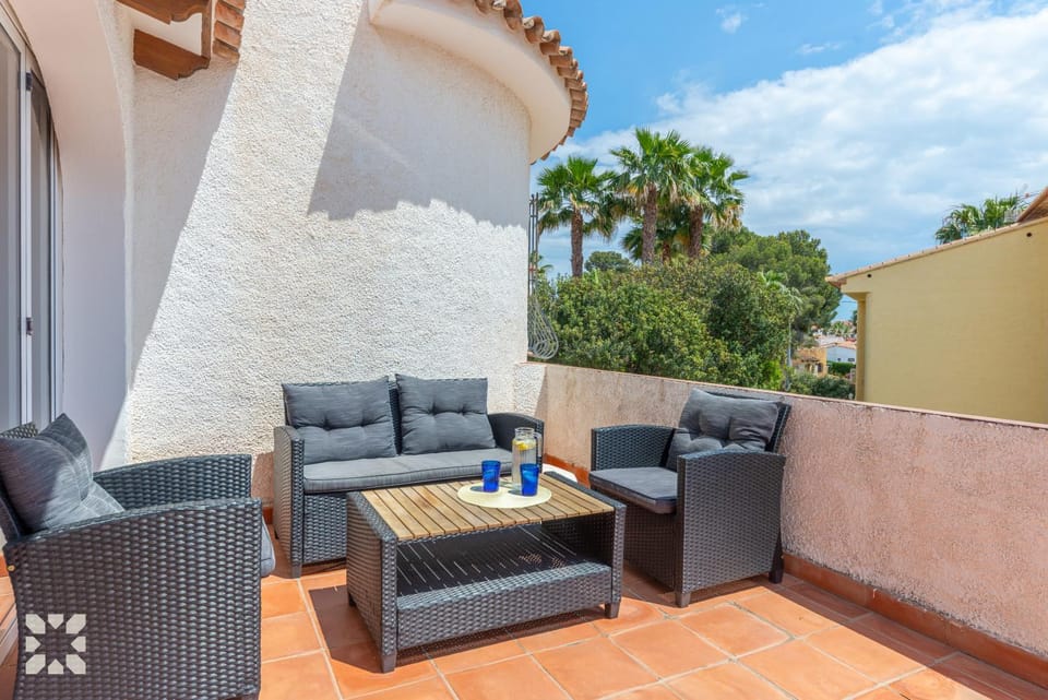 Patio, Day, View (from property/room), Balcony/Terrace, Living room, Seating area