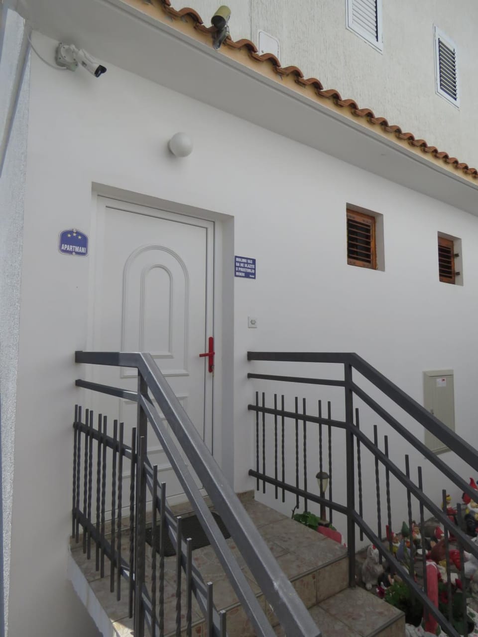 Property building, Facade/entrance