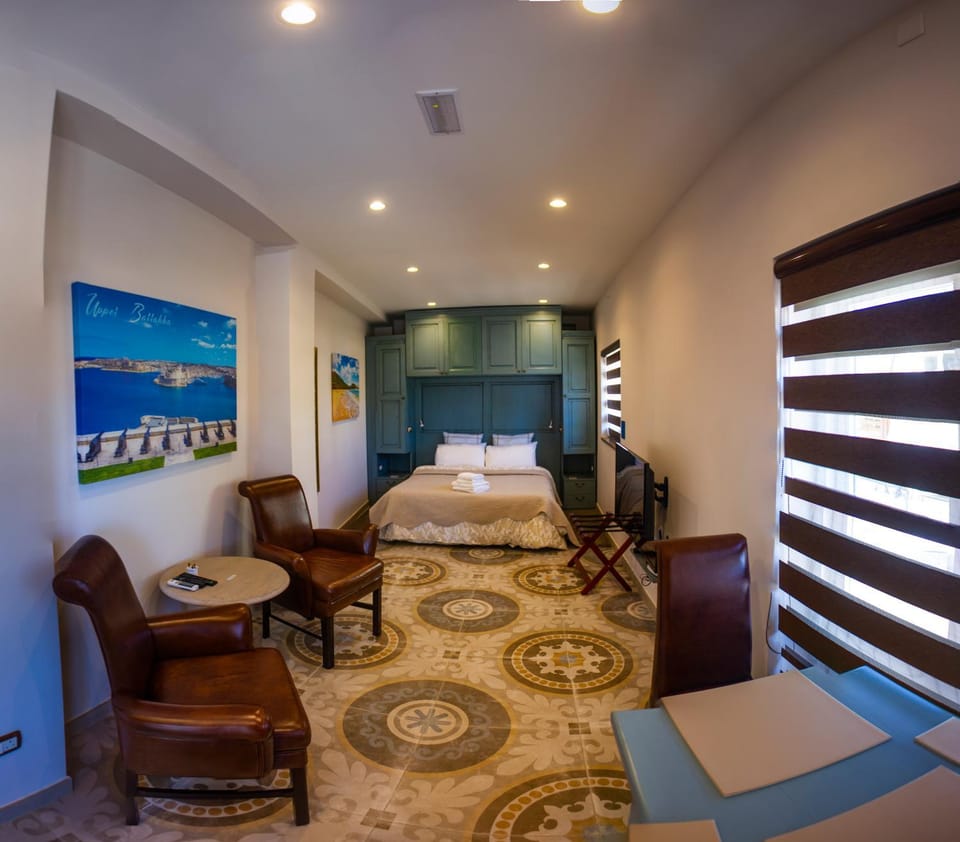 Casa Azzopardi Suites Bed and Breakfast in Malta