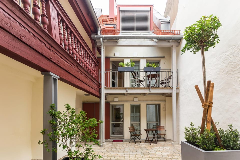 Balcony/Terrace, Internal: Not applicable to any particular room