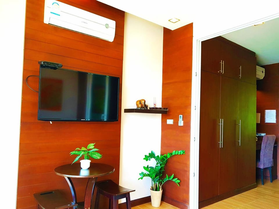 Sea & Sky Karon Beach by PHR Apartment in Phuket