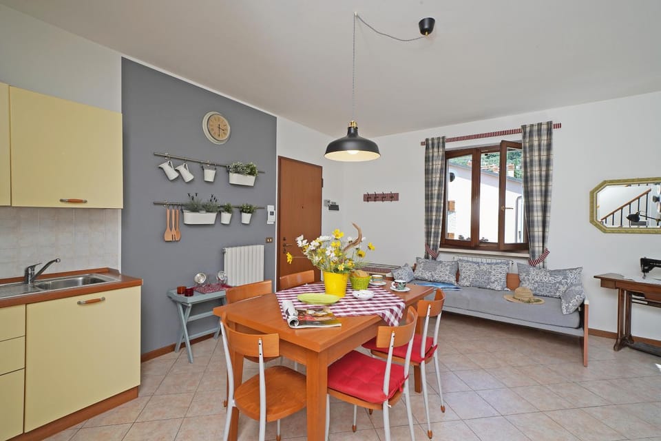 Torri Centro Apartment in Torri del Benaco