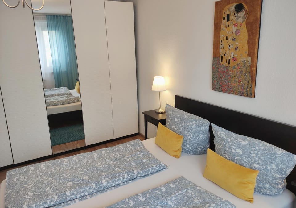 Bed, Bedroom, wardrobe