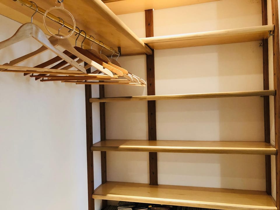 Bedroom, bunk bed