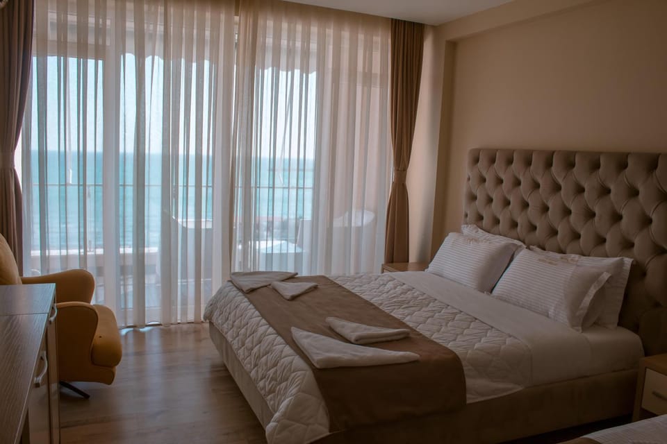 Bedroom, Sea view