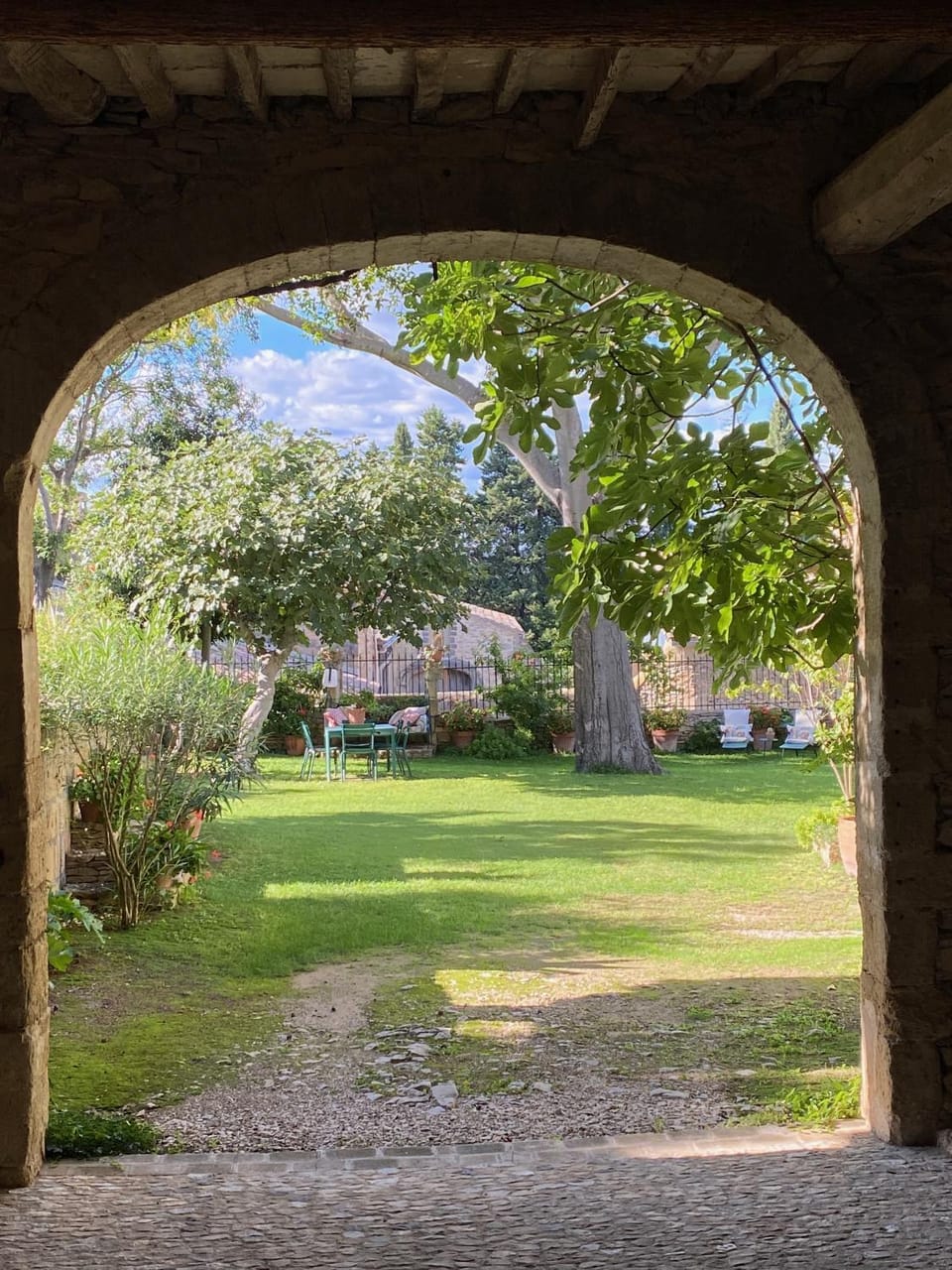 L'Enclos du Micocoulier House in Calvisson