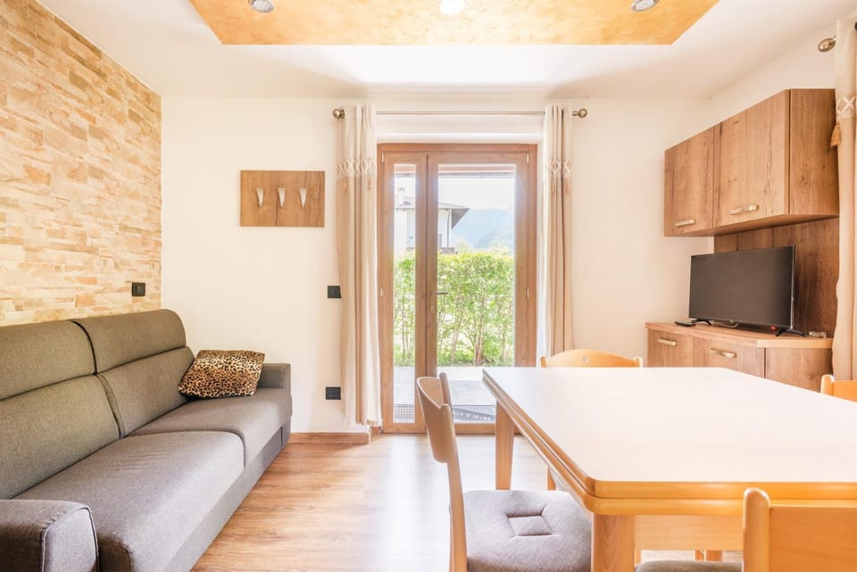 TV and multimedia, Seating area