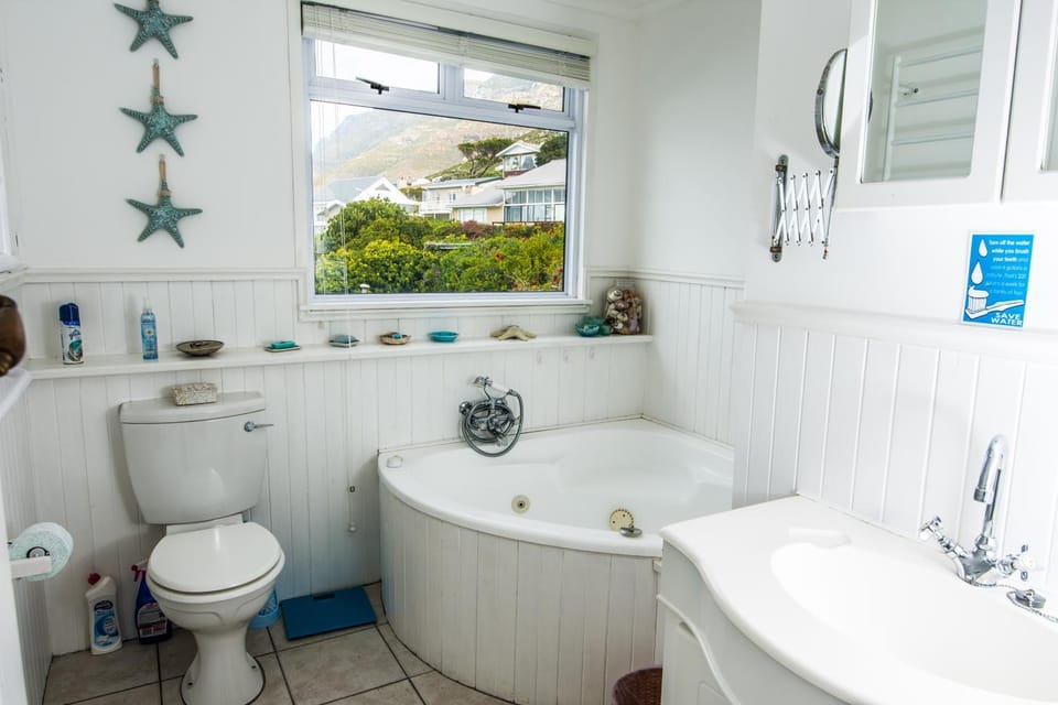 Toilet, Bathroom, Garden view, Mountain view, Sea view