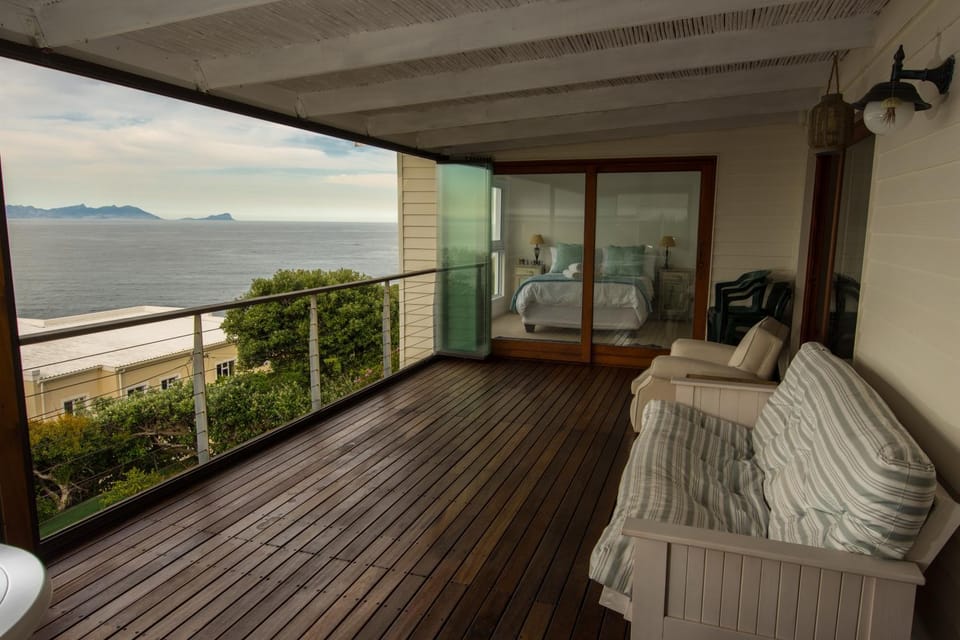 Garden, Balcony/Terrace, Beach, Garden view, Mountain view, Sea view