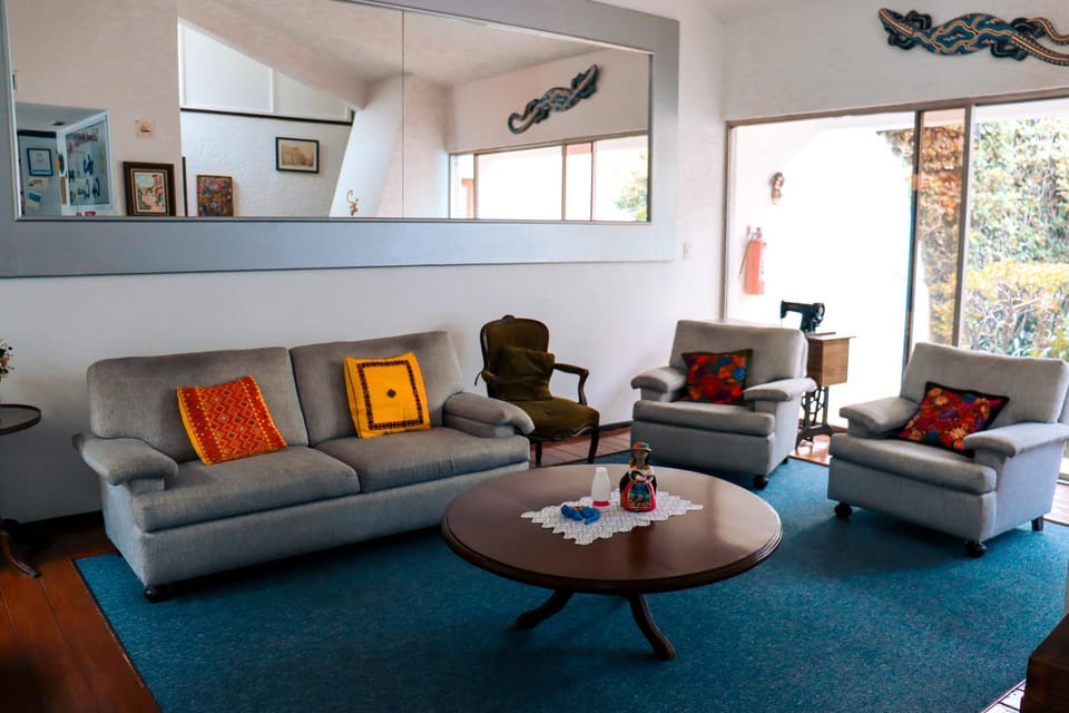 Hostal Cuija Coyoacan Berlin 268 Coyoacan Bed and Breakfast in Mexico City