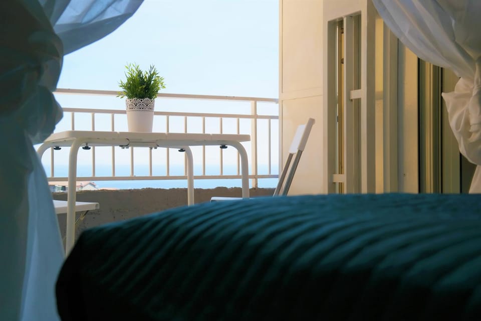 Bedroom, Sea view