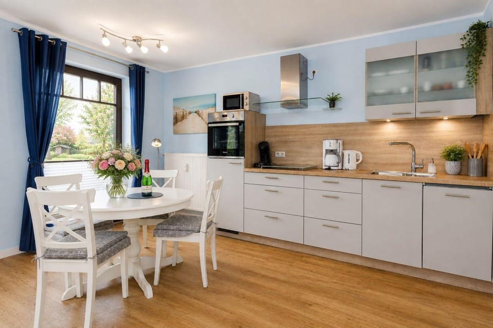 Urlaubstraeume-am-Meer-Wohnung-6-1-932 Apartment in Kühlungsborn