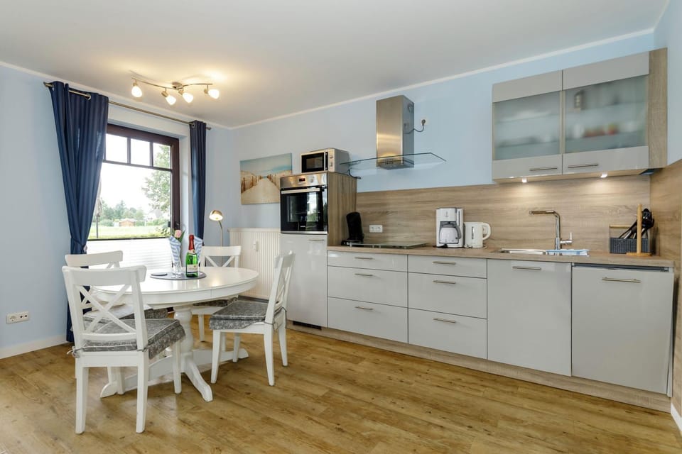 Urlaubstraeume-am-Meer-Wohnung-6-1-932 Apartment in Kühlungsborn