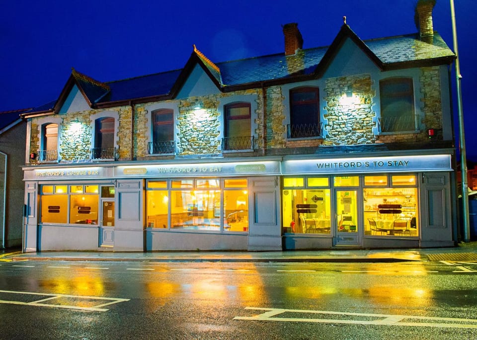 Nik The Greek Bed and Breakfast in Burry Port