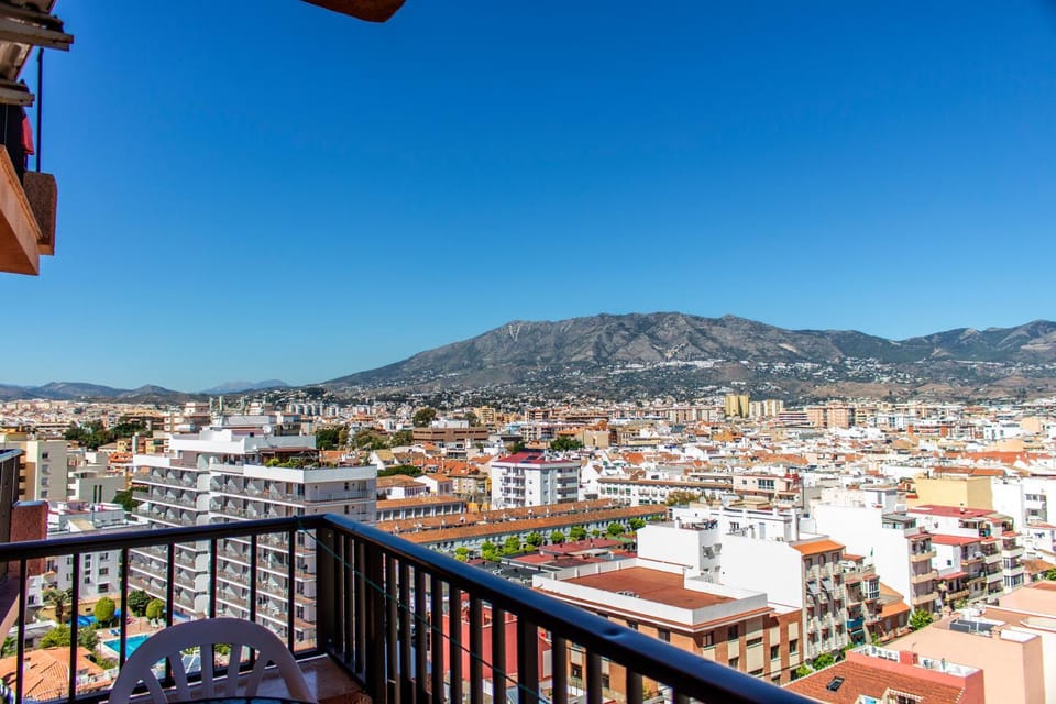 Perla 5, primera línea de playa y centrico Apartment in Fuengirola
