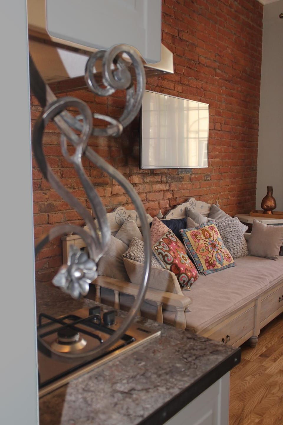 Living room, Decorative detail