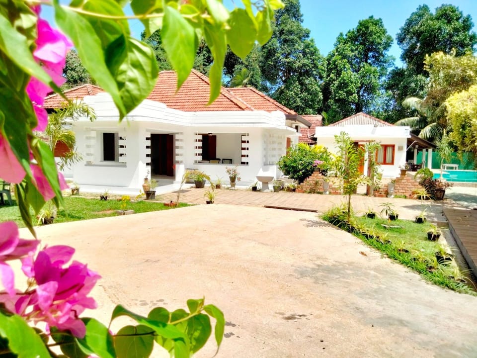Cinnamon Estate Villa Bed and Breakfast in Southern Province