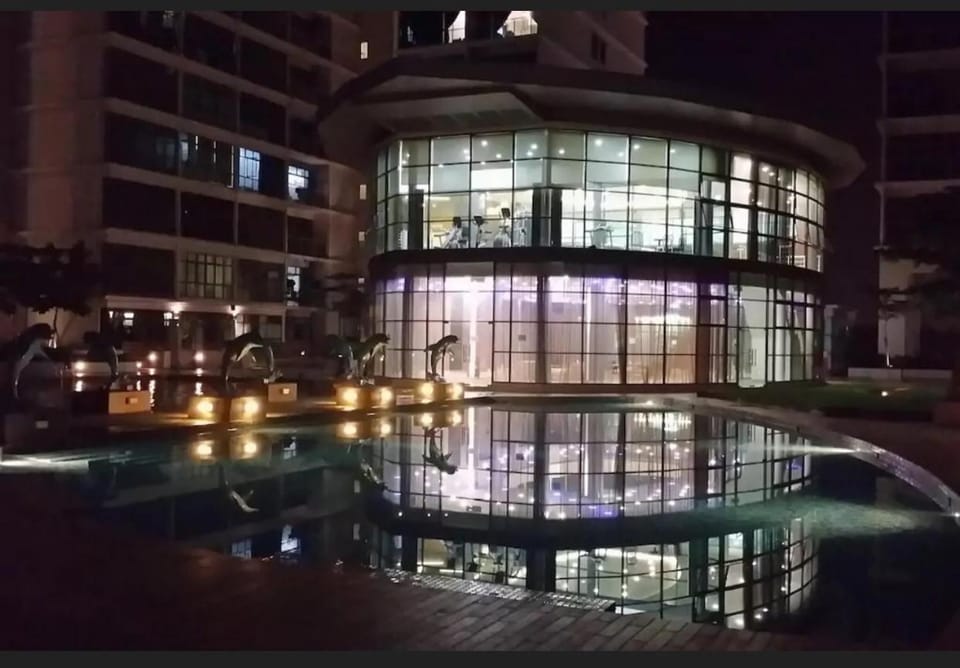 Fitness centre/facilities, Supermarket/grocery shop, Swimming pool