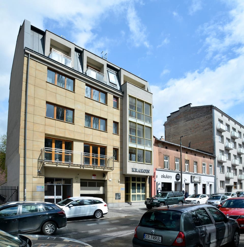 Property building, Facade/entrance