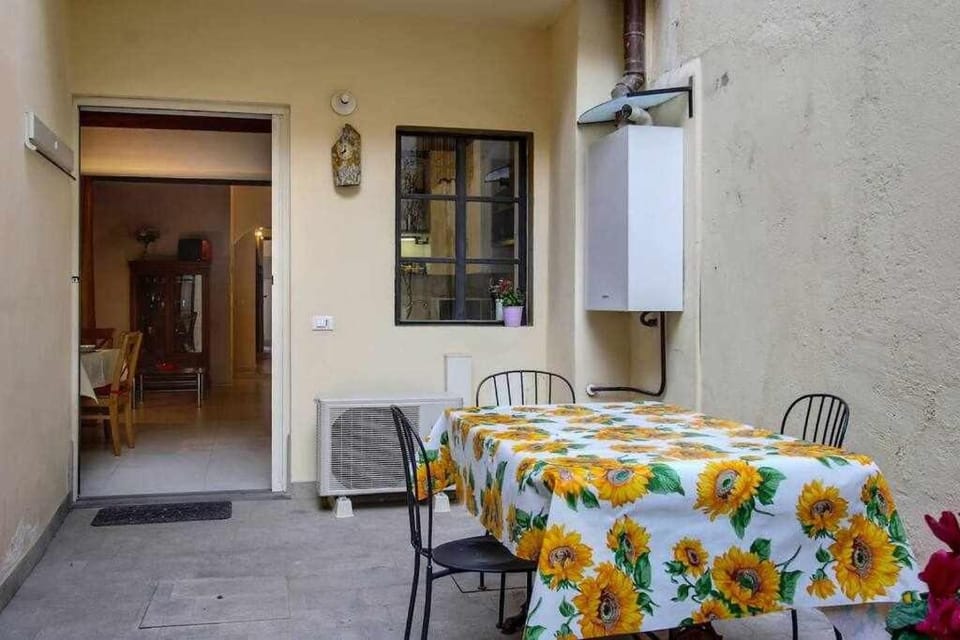 Il Tulipano Apartment With Patio Apartment in Florence