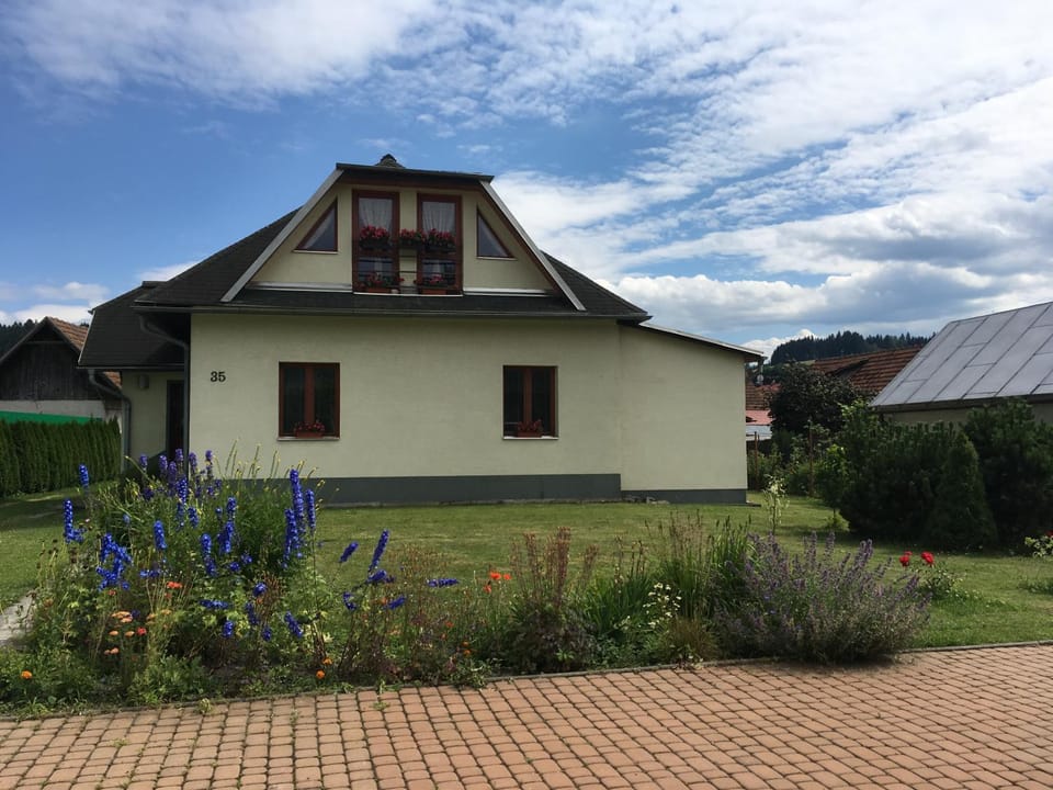 Property building, Garden